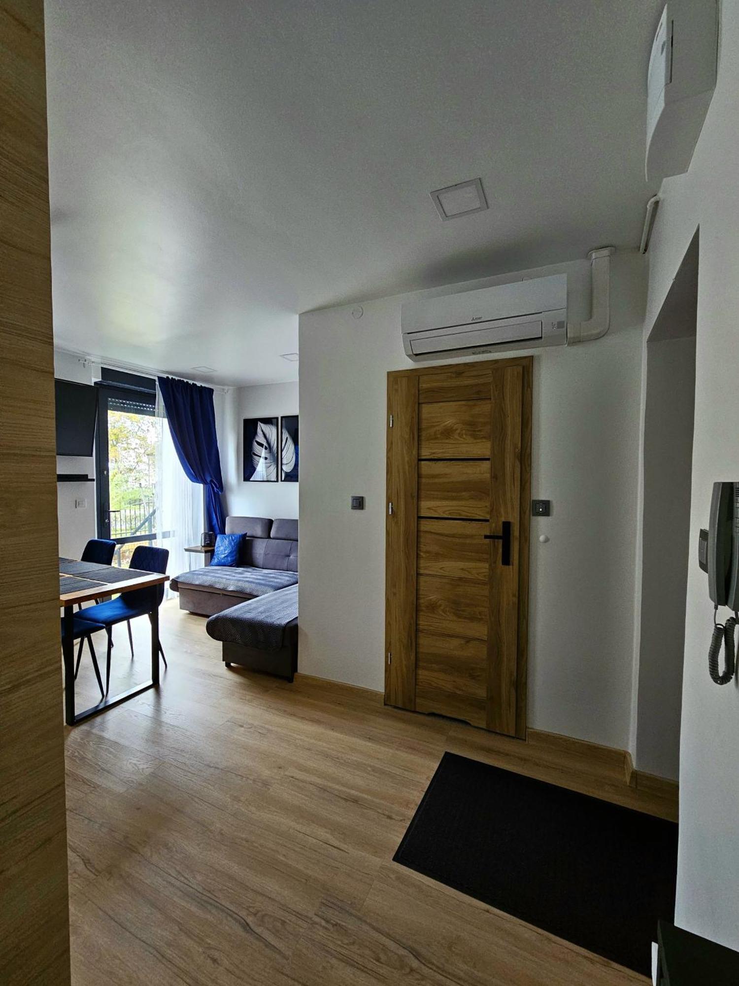 Apartament Radiostacja III Z Ogrodkiem, Parking Free 글리비체 외부 사진