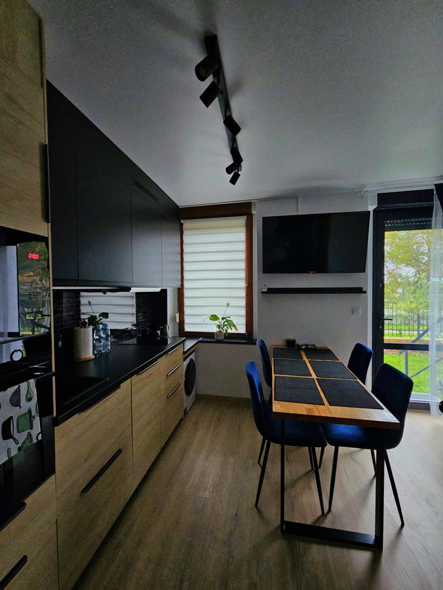 Apartament Radiostacja III Z Ogrodkiem, Parking Free 글리비체 외부 사진